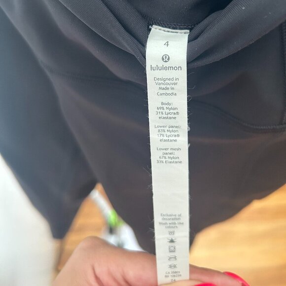 Lululemon Train Times Crop Mesh Luxtreme Leggings // Size 4 //Black - Picture 4 of 6